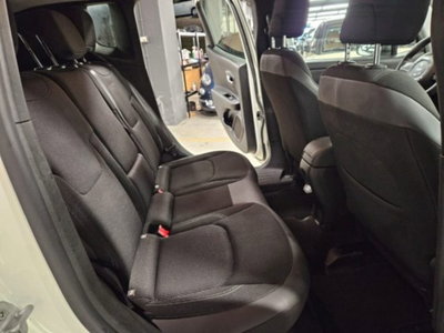 Jeep Renegade 1.6 Mjt 130 CV Limited (10)