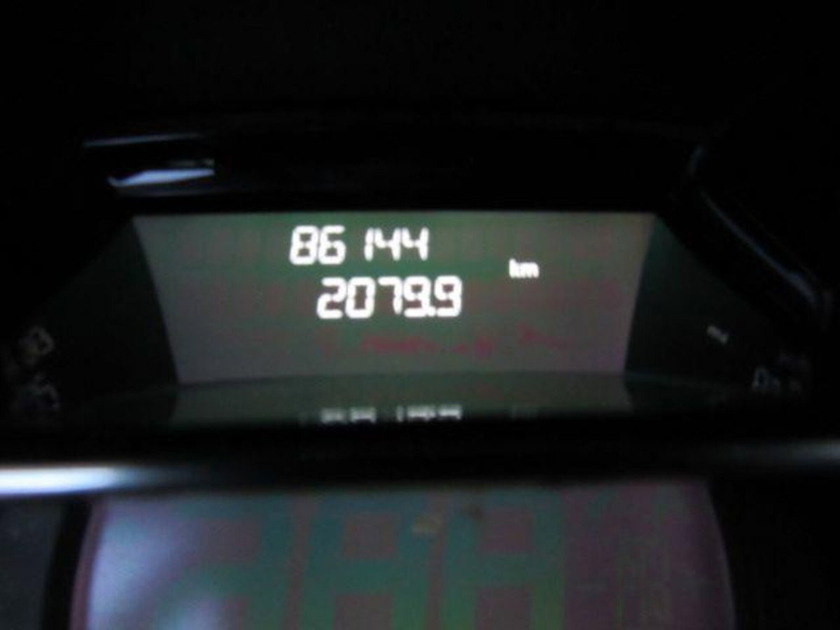 Renault Clio dCi 8V 75 CV Start&Stop 5 porte Energy Duel (9)