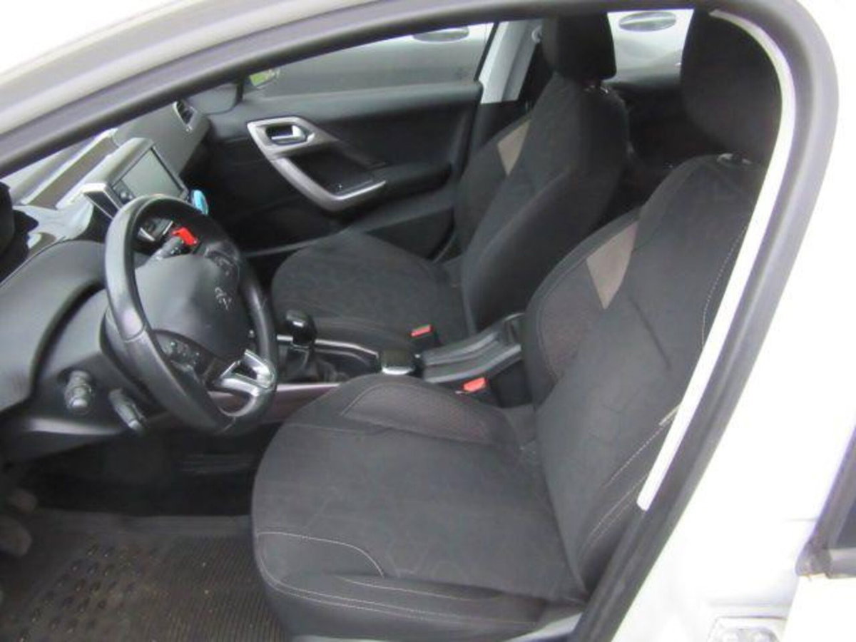Peugeot 2008 82 ETG5 S&S Active (10)