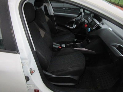 Peugeot 2008 82 ETG5 S&S Active (6)