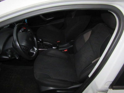 Peugeot 2008 82 ETG5 S&S Active (9)