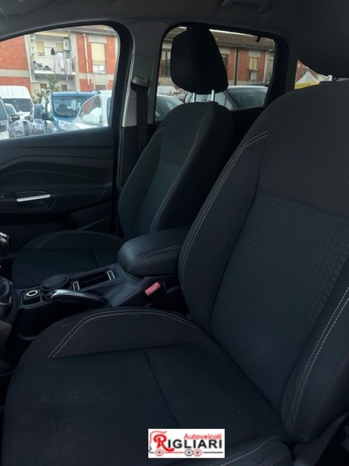 Ford C-Max 1.5 EcoBlue 120CV Start&Stop Business (15)