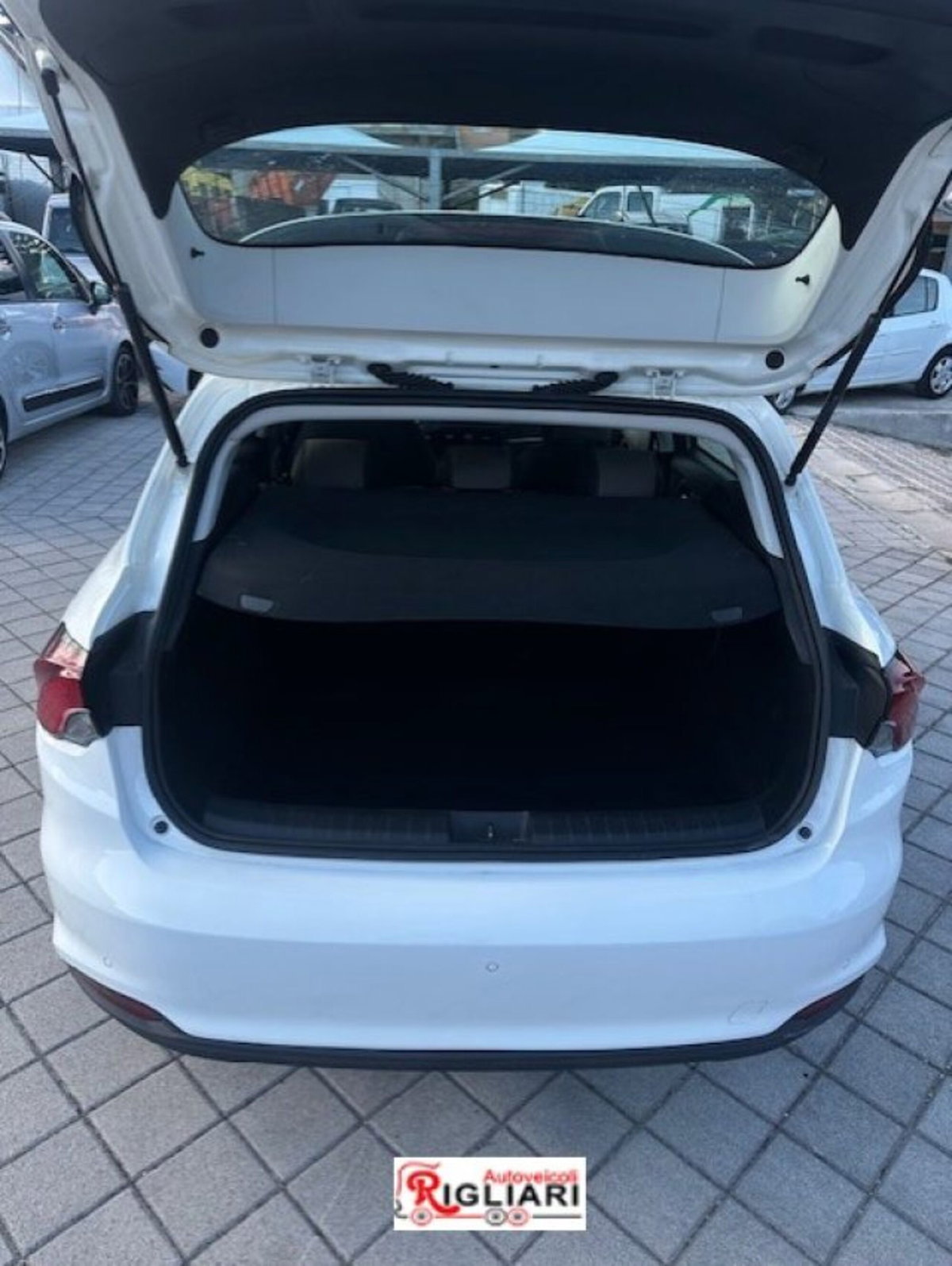 Fiat Tipo Tipo 1.6 Mjt 4 porte Easy (10)