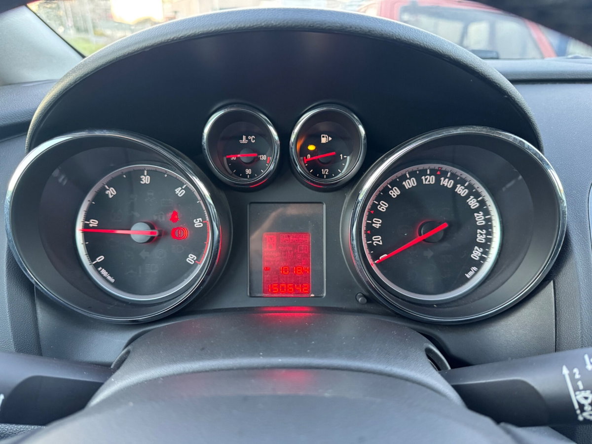 Opel Astra Station Wagon 1.7 CDTI 110CV Sports Elective (13)