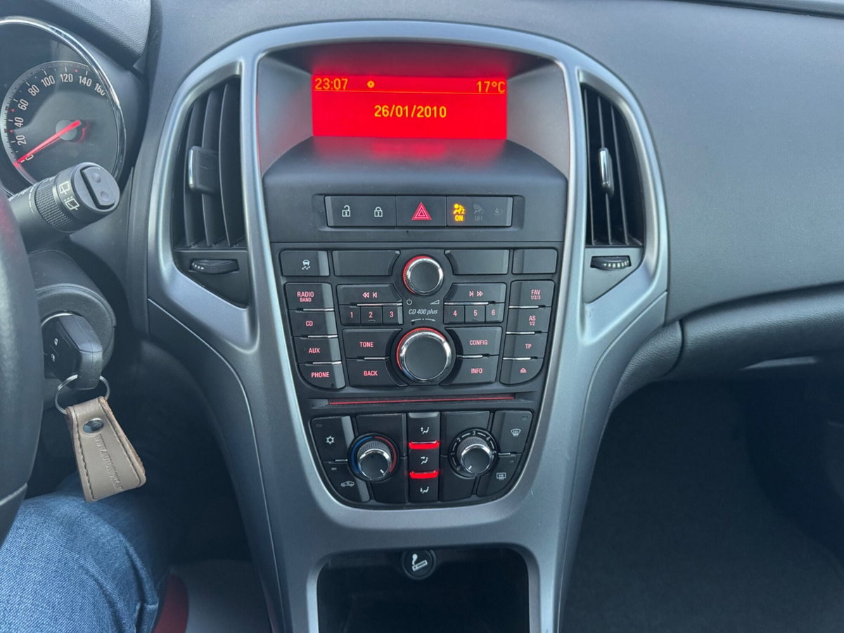 Opel Astra Station Wagon 1.7 CDTI 110CV Sports Elective (14)