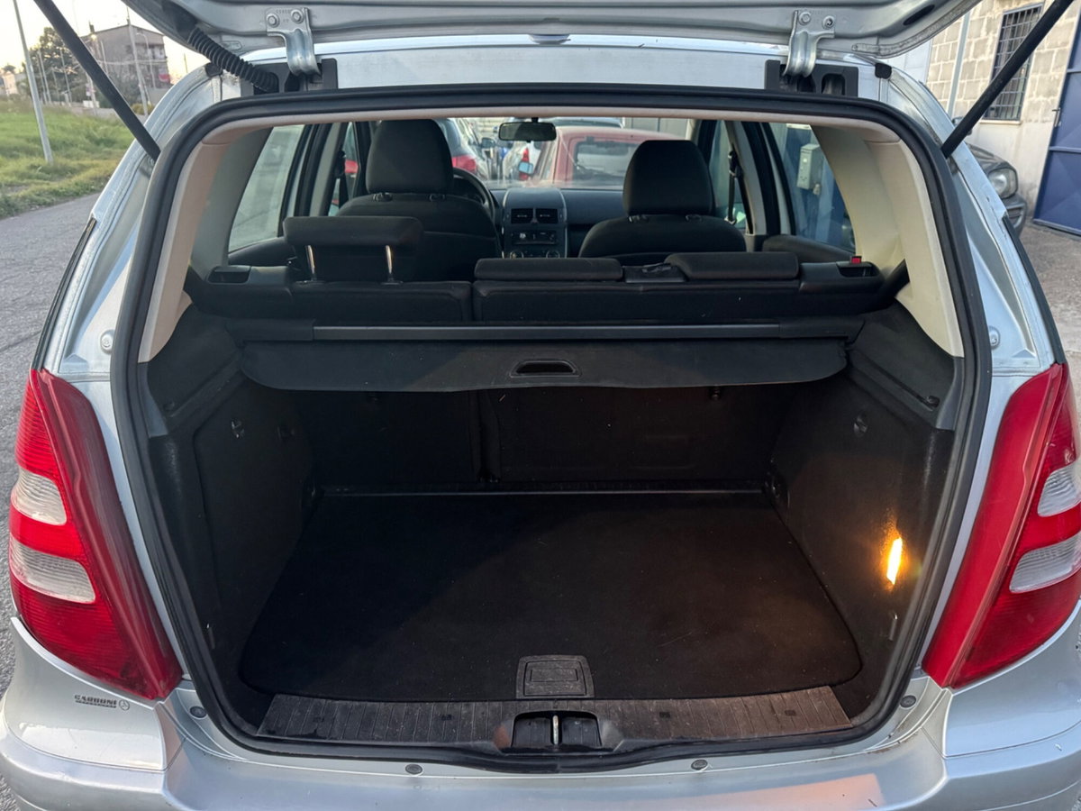 Mercedes-Benz Classe A 180 CDI Classic (10)