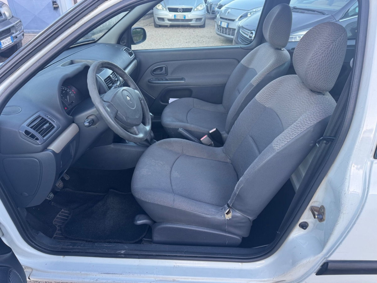 Renault Clio 1.5 dCi 65CV cat 3 porte Access Van (8)