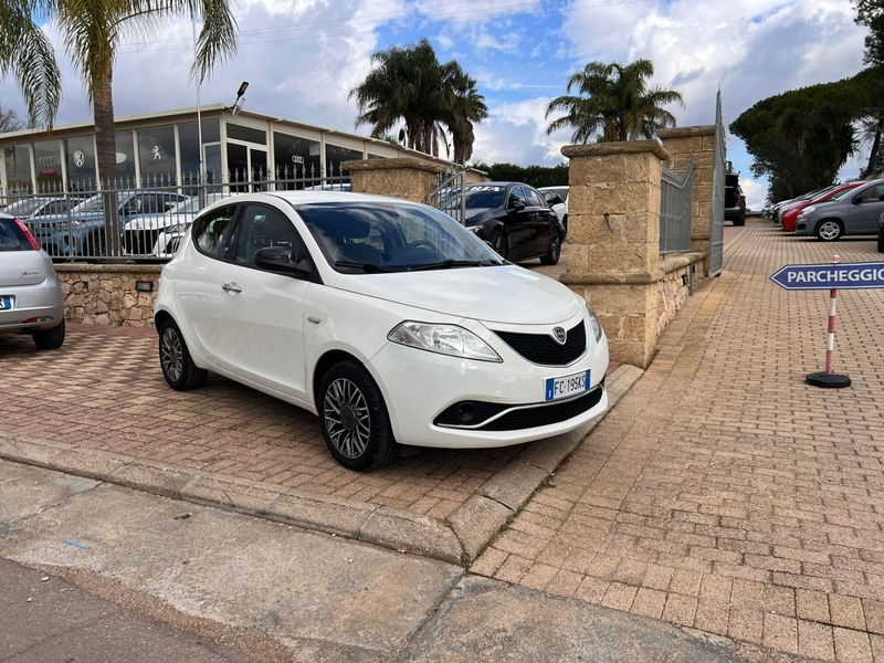 Lancia Ypsilon 1.3 MJT 16V 95 CV 5 porte S&S Gold