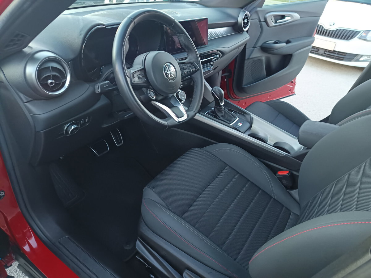 Alfa Romeo Tonale 1.6 Sprint 130cv tct6 (12)