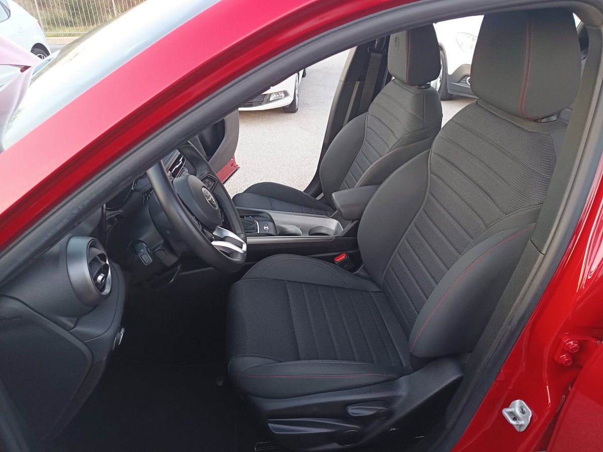 Alfa Romeo Tonale 1.6 Sprint 130cv tct6 (8)