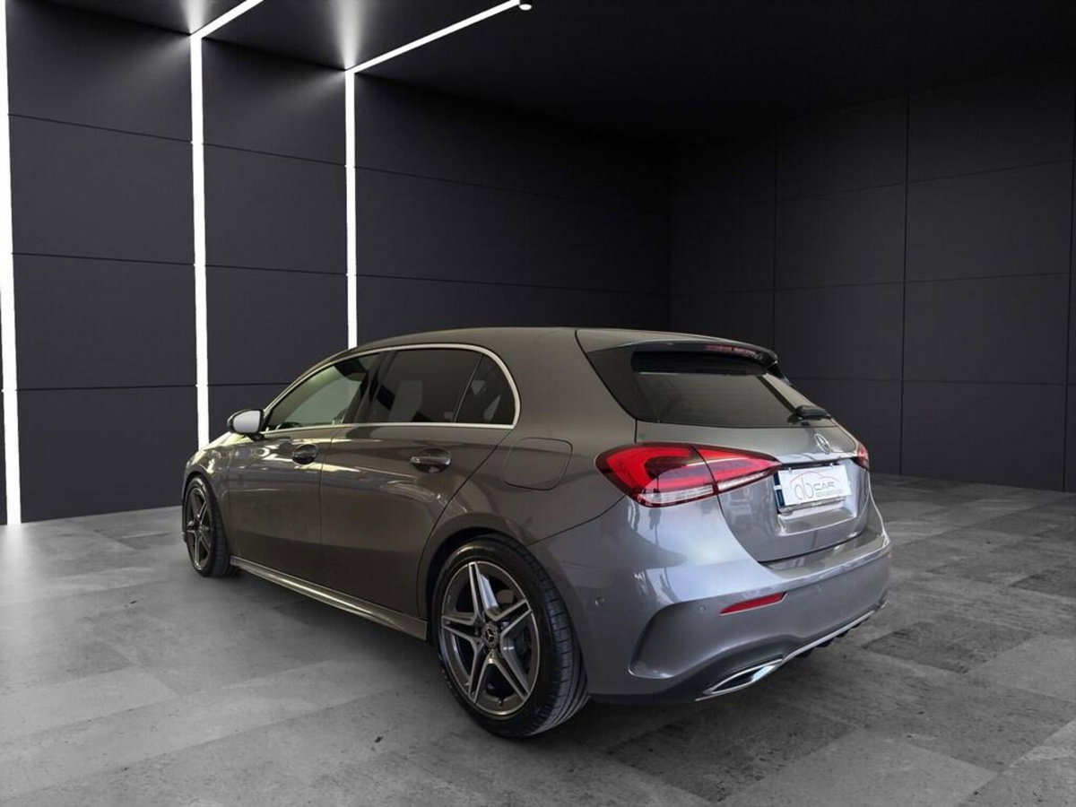 Mercedes-Benz Classe A 180 d Premium (4)
