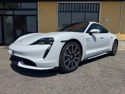 Porsche Taycan Turbo usata