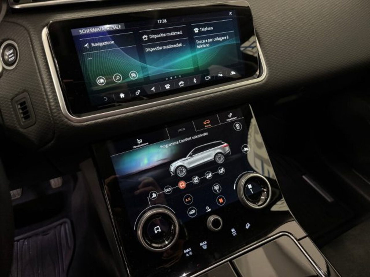 Land Rover Range Rover Velar 2.0D I4 180 CV (15)