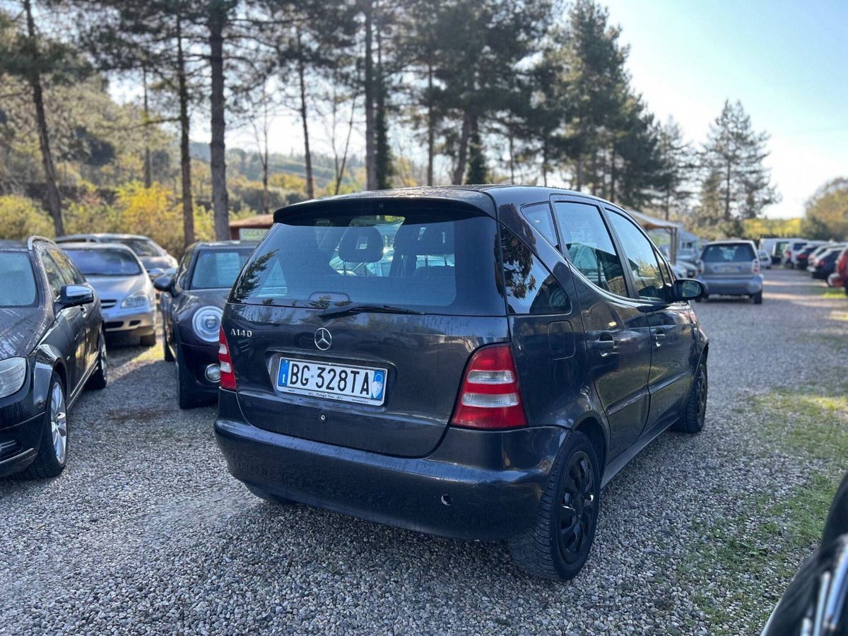 Mercedes-Benz Classe A 140 cat Classic (4)