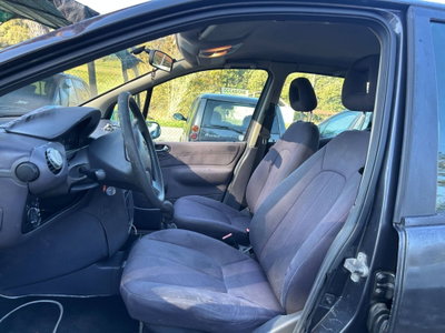 Mercedes-Benz Classe A 140 cat Classic (9)