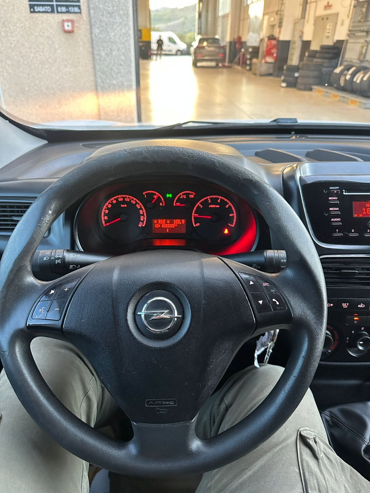 Opel Combo 1.6 CDTI 105CV PC-TN Van Blitz (750kg) E6 (15)