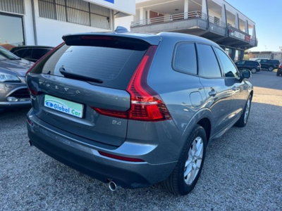 Volvo XC60 B4 Geartronic Momentum Pro (4)
