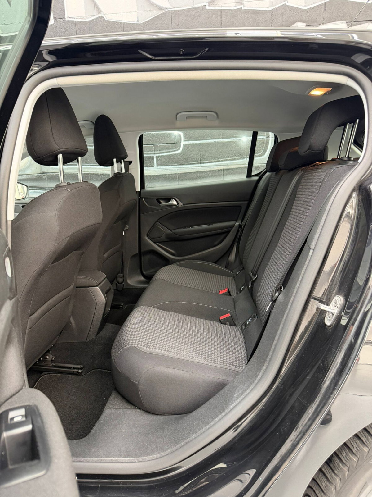 Peugeot 308 BlueHDi 130 S&S GT (9)