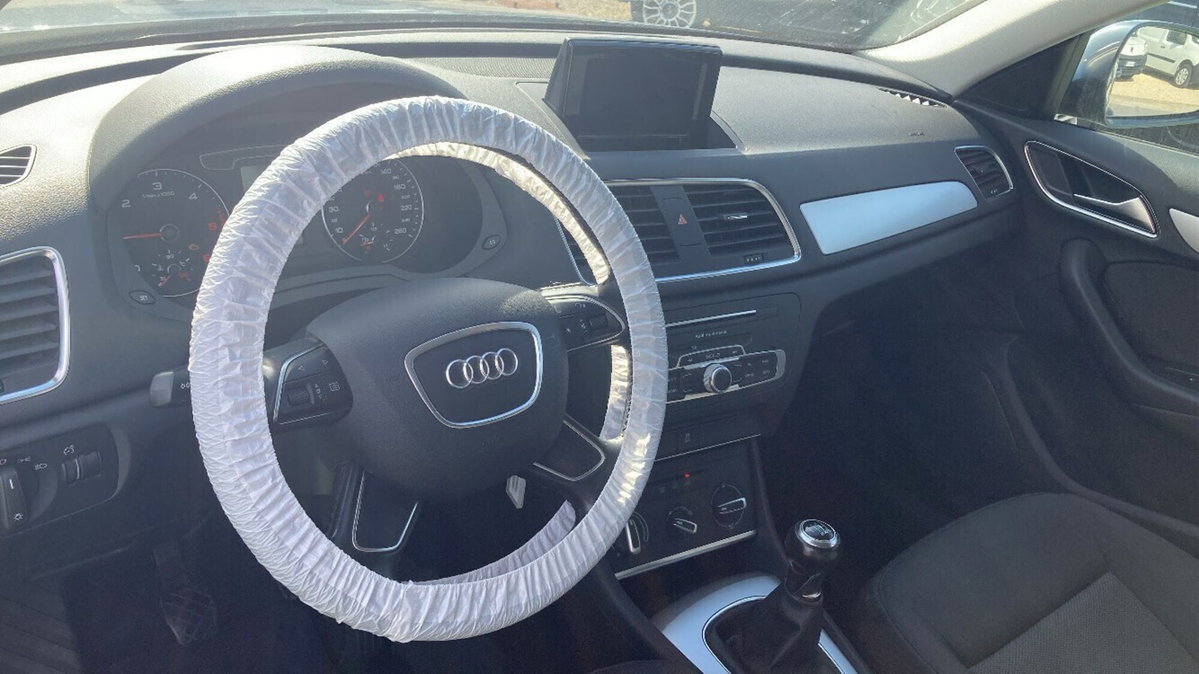 Audi Q3 2.0 TDI 150 CV (14)