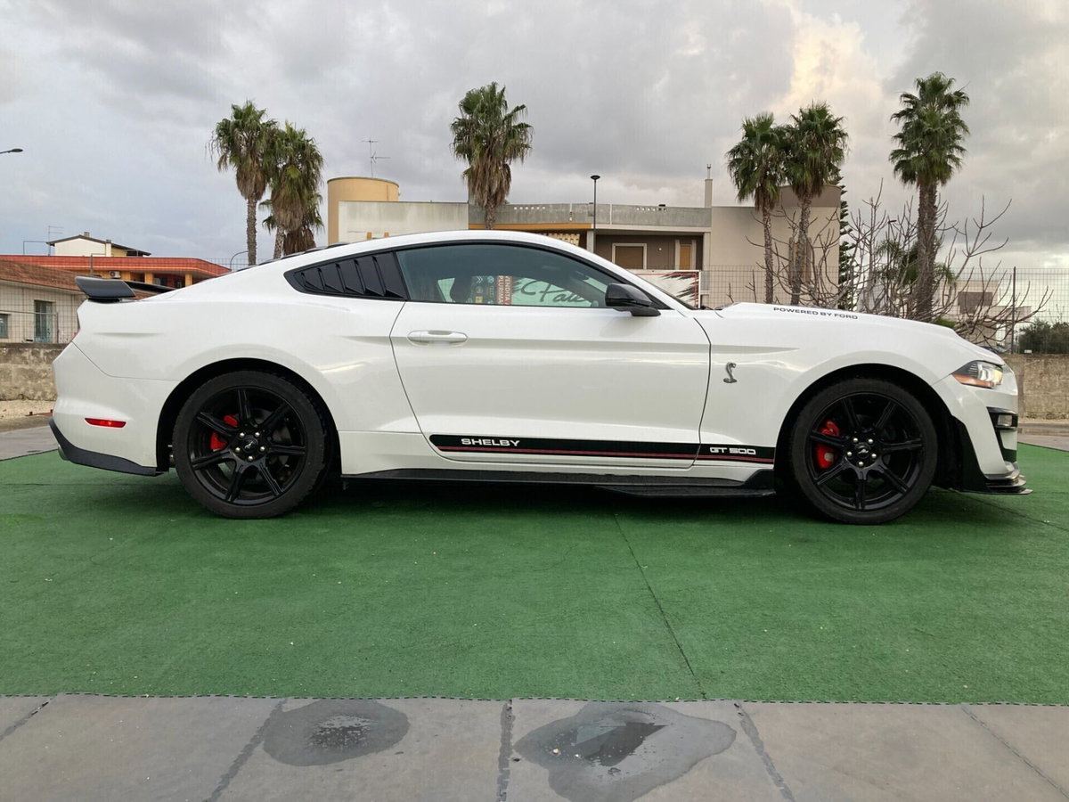 Ford Mustang Coupé Fastback 2.3 EcoBoost (8)