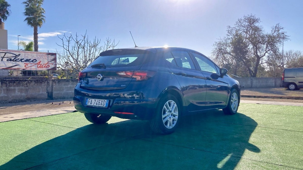 Opel Astra 1.6 CDTi 5 porte Elective (3)