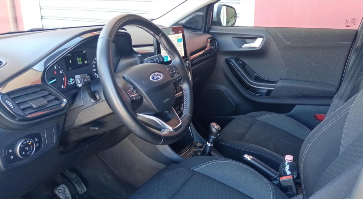 Ford Puma 1.0 EcoBoost Hybrid 125 CV S&S aut. Titanium Design (14)