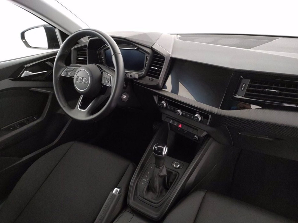 Audi A1 Sportback 25 TFSI Admired (13)