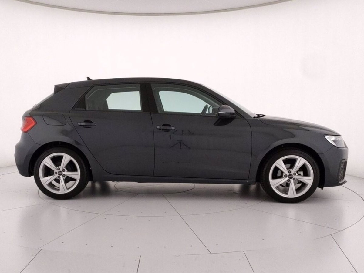 Audi A1 Sportback 25 TFSI Admired (3)