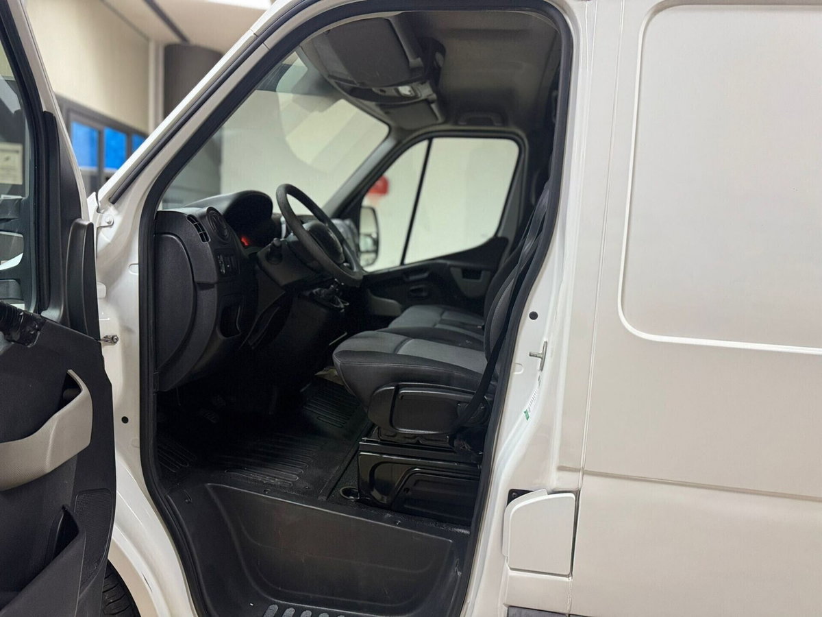 Renault Master Telaio T35 2.3 dCi/145 PM Cabinato Twin Turbo S&S (6)