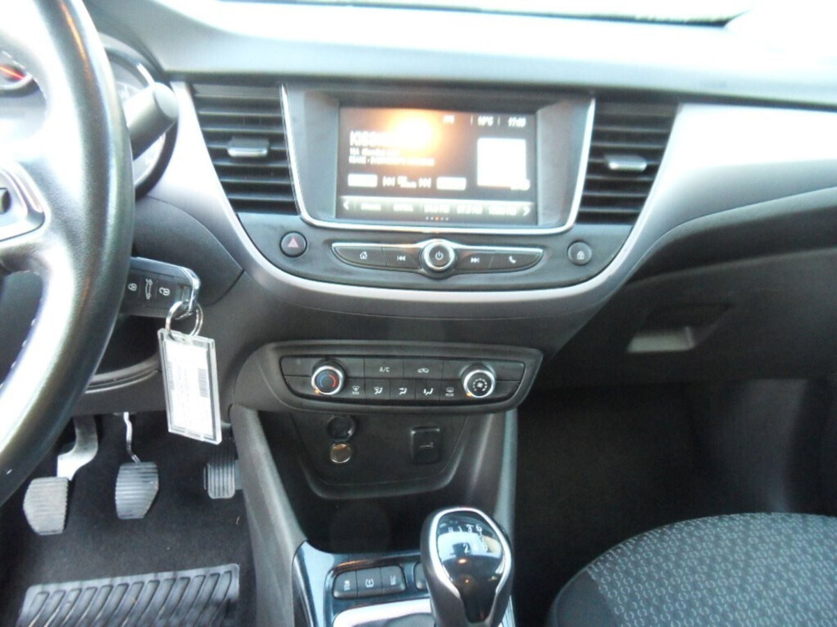 Opel Crossland 1.2 Edition s&s 110cv (9)