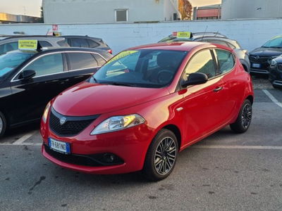 Lancia Ypsilon 1.2 69 CV 5 porte S&S Elefantino Blu usata