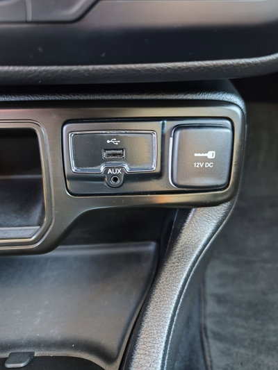 Jeep Renegade 1.6 Mjt 130 CV Limited (19)