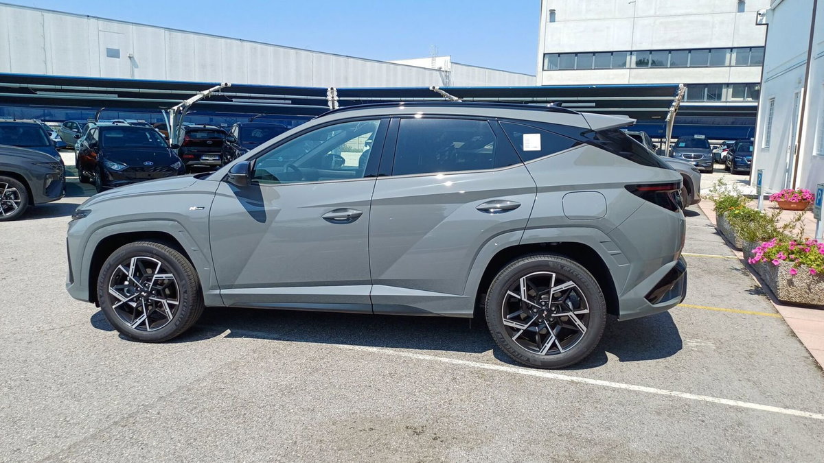 Hyundai Tucson 1.6 hev Xtech 2wd auto (3)