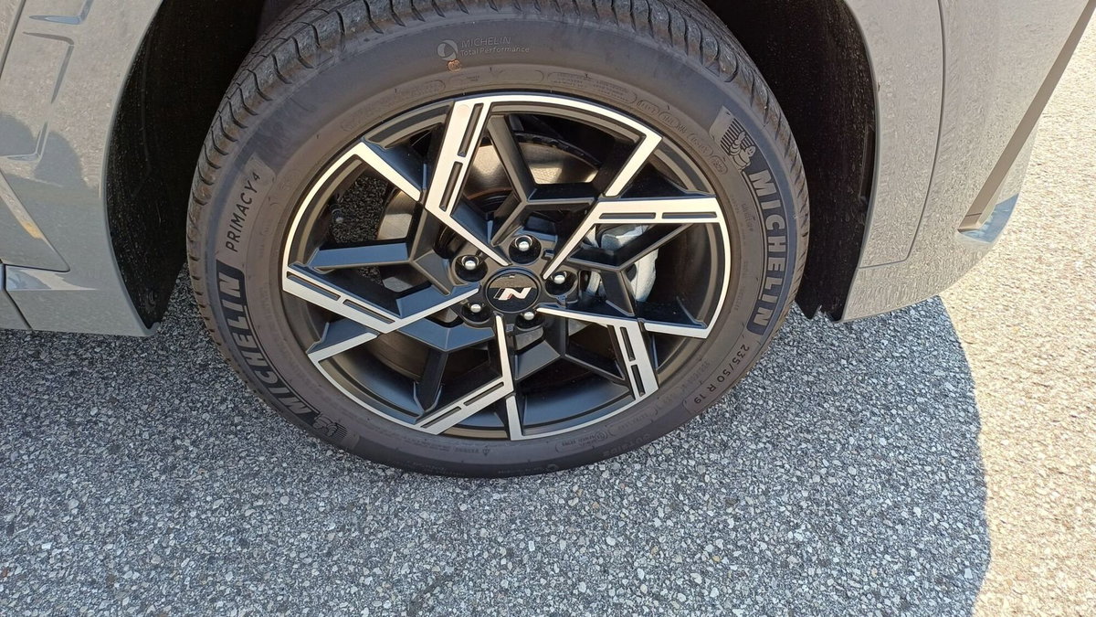 Hyundai Tucson 1.6 hev Xtech 2wd auto (6)