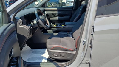 Hyundai Tucson 1.6 hev Xtech 2wd auto (9)