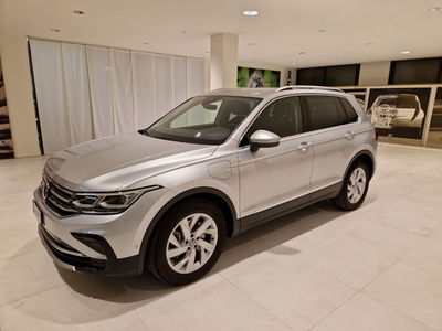 Volkswagen Tiguan 1.4 TSI eHYBRID DSG Elegance usata