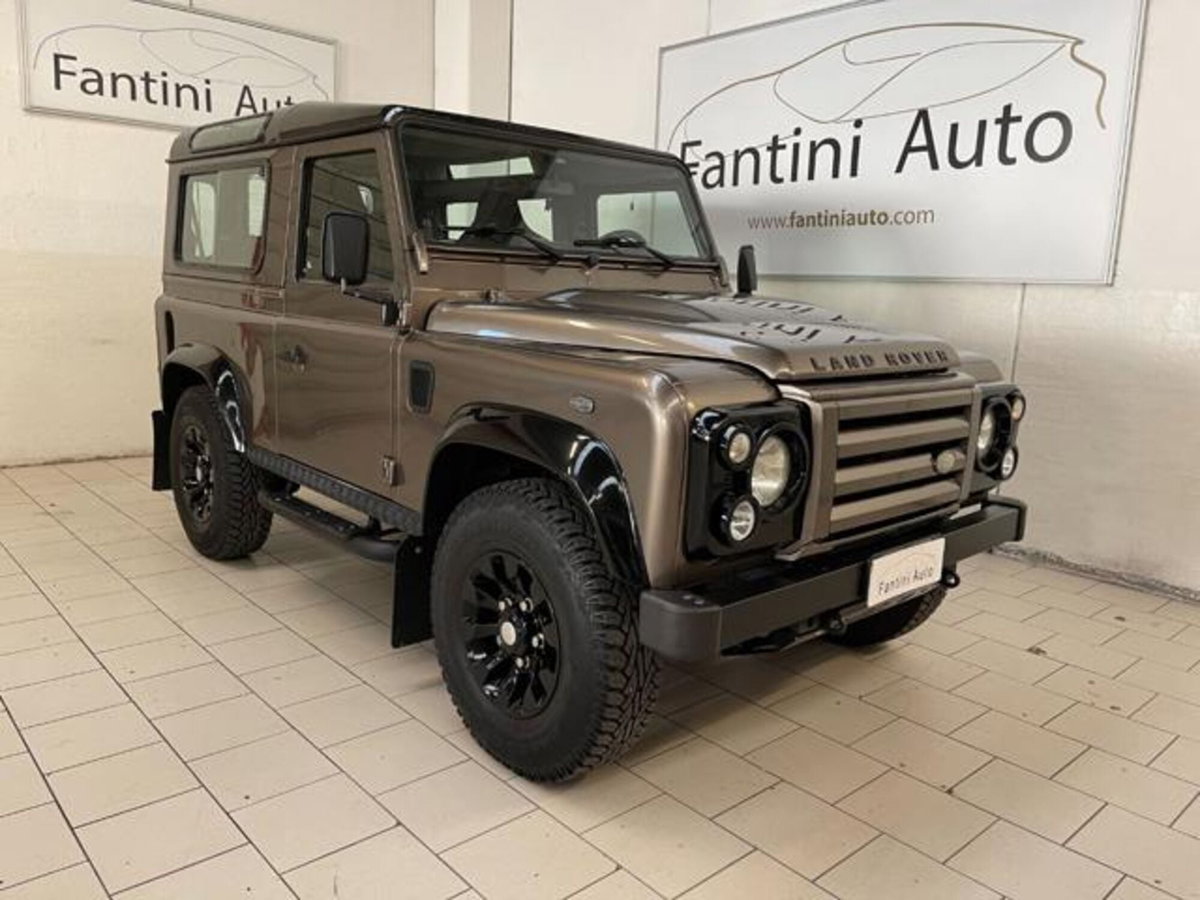 Land Rover Defender 90 2.4 TD4 Station Wagon Limited Edition N1