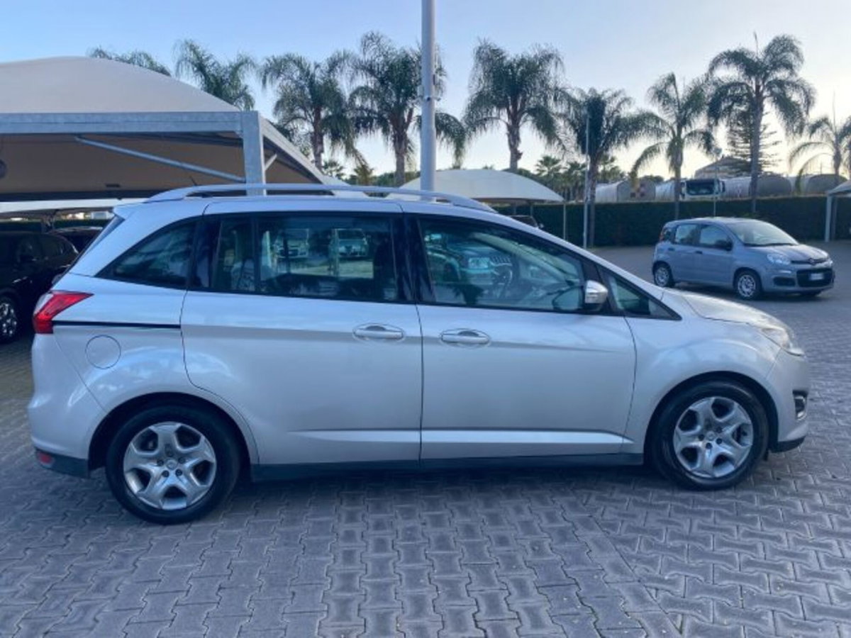 Ford C-Max 2.0 TDCi 163CV Powershift Plus (18)
