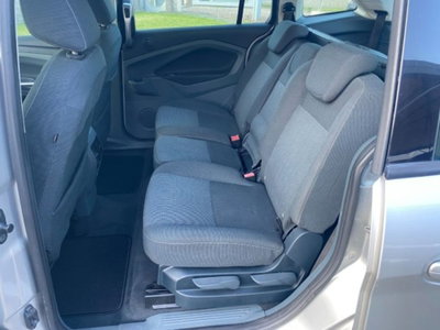 Ford C-Max 2.0 TDCi 163CV Powershift Plus (9)