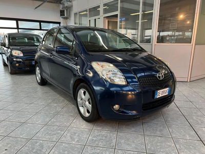 Toyota Yaris 1.0 5 porte Sol