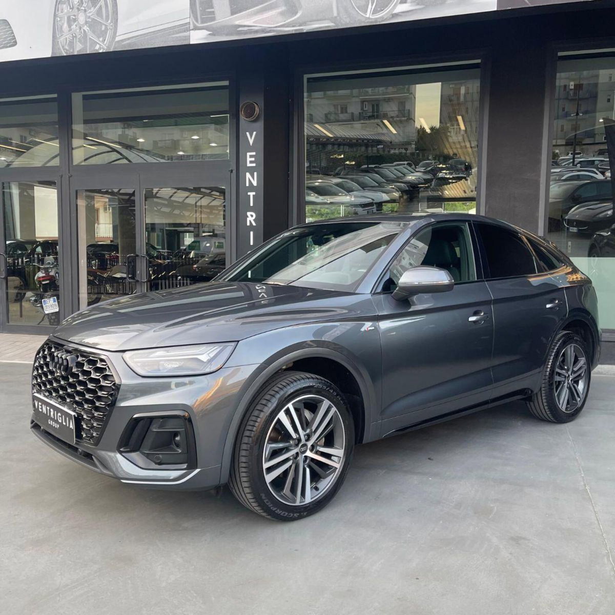 Audi Q5 Sportback 40 2.0 tdi mhev 12V S line Plus quattro s-tronic (2)