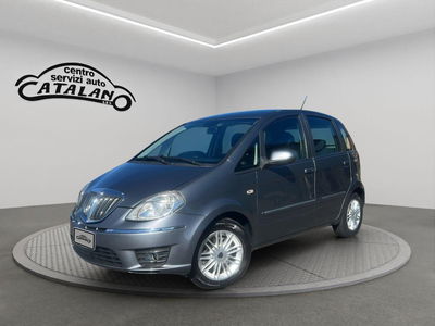 Lancia Musa 1.3 Mjt 16V 95 CV DPF Oro usata