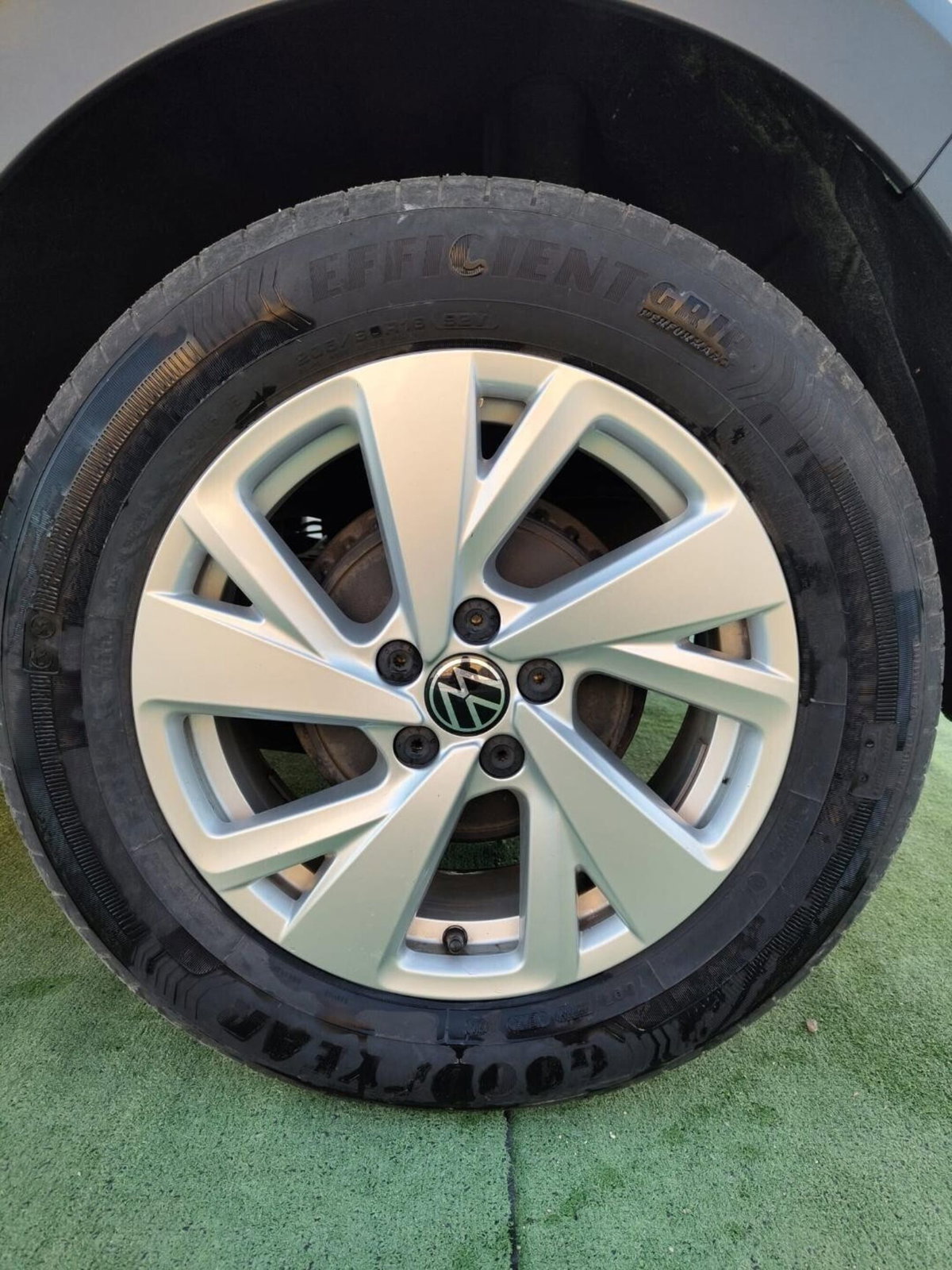 Volkswagen Taigo 1.0 tsi Life 95cv (15)