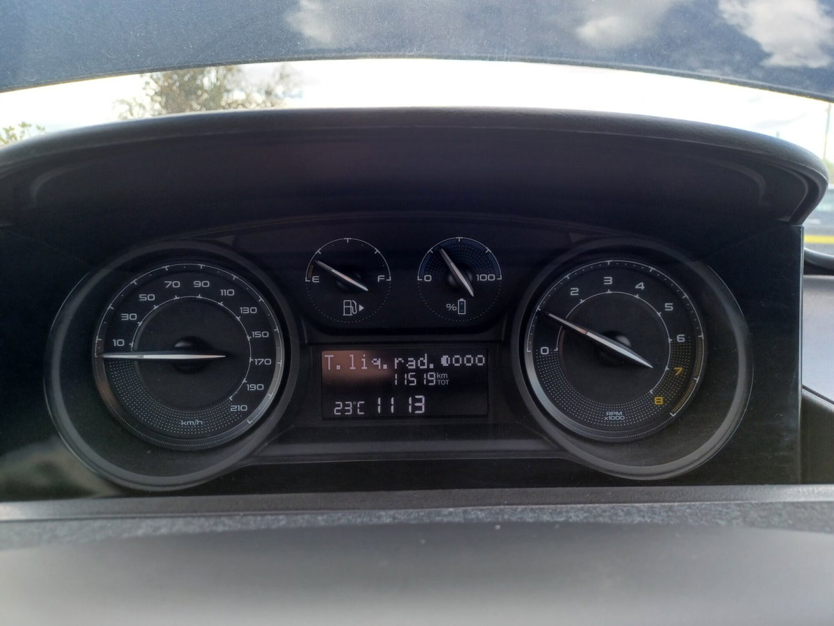 Lancia Ypsilon 1.0 FireFly 5 porte S&S Hybrid Alberta Ferretti (11)