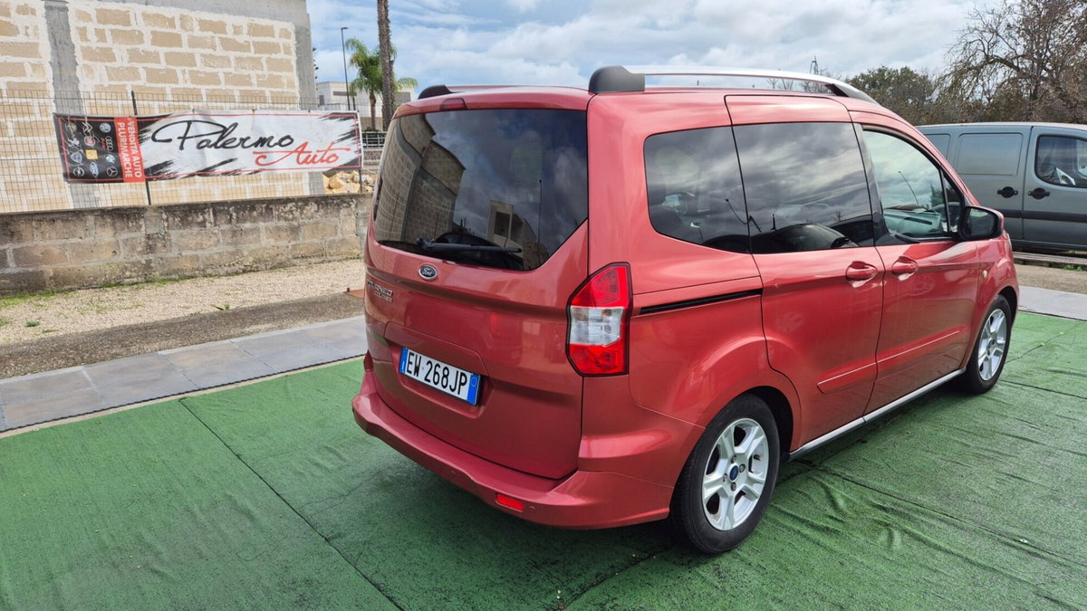 Ford Tourneo Connect 1.6 TDCi Plus (4)