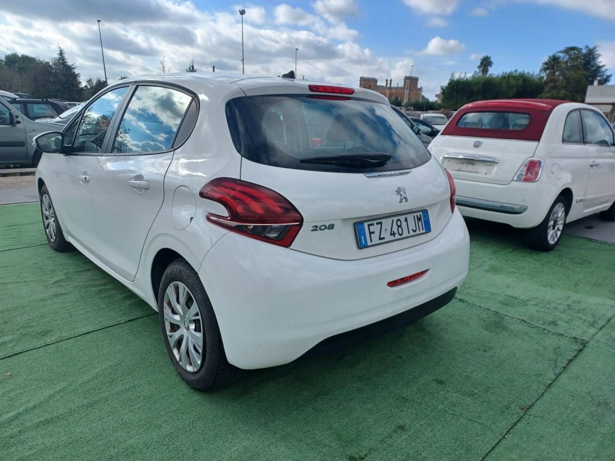 Peugeot 208 120 S&S 5 porte GT Line (4)