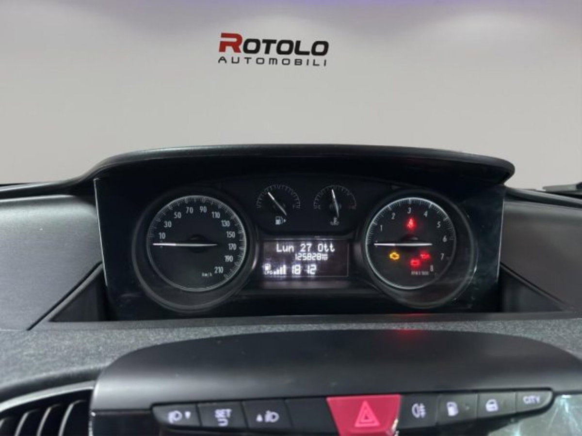 Lancia Ypsilon 1.2 69 CV 5 porte GPL Ecochic Silver (15)