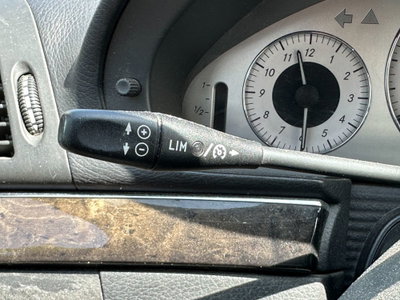 Mercedes-Benz Classe E 220 CDI cat Avantgarde (12)