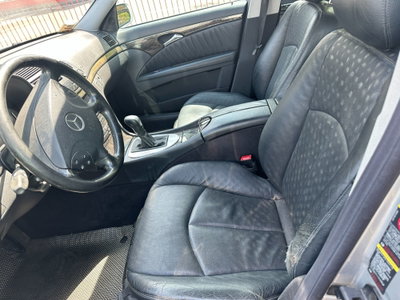 Mercedes-Benz Classe E 220 CDI cat Avantgarde (17)