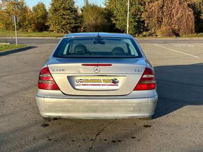 Mercedes-Benz Classe E 220 CDI cat Avantgarde (5)